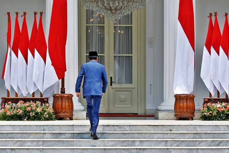 Jokowi Masuk Istana