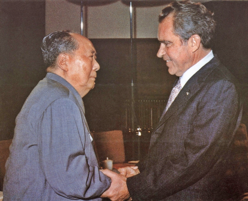 Pertemuan antara Mao Tse Tung dan Richard Nixon dalam kunjungannya yang bersejarah ke China pada 21-28 Februari 1972. AFP Photo